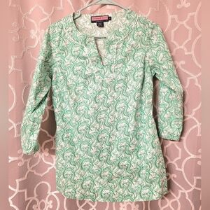 Vineyard Vines Clover Green Seahorse Print Dreamboat Tunic